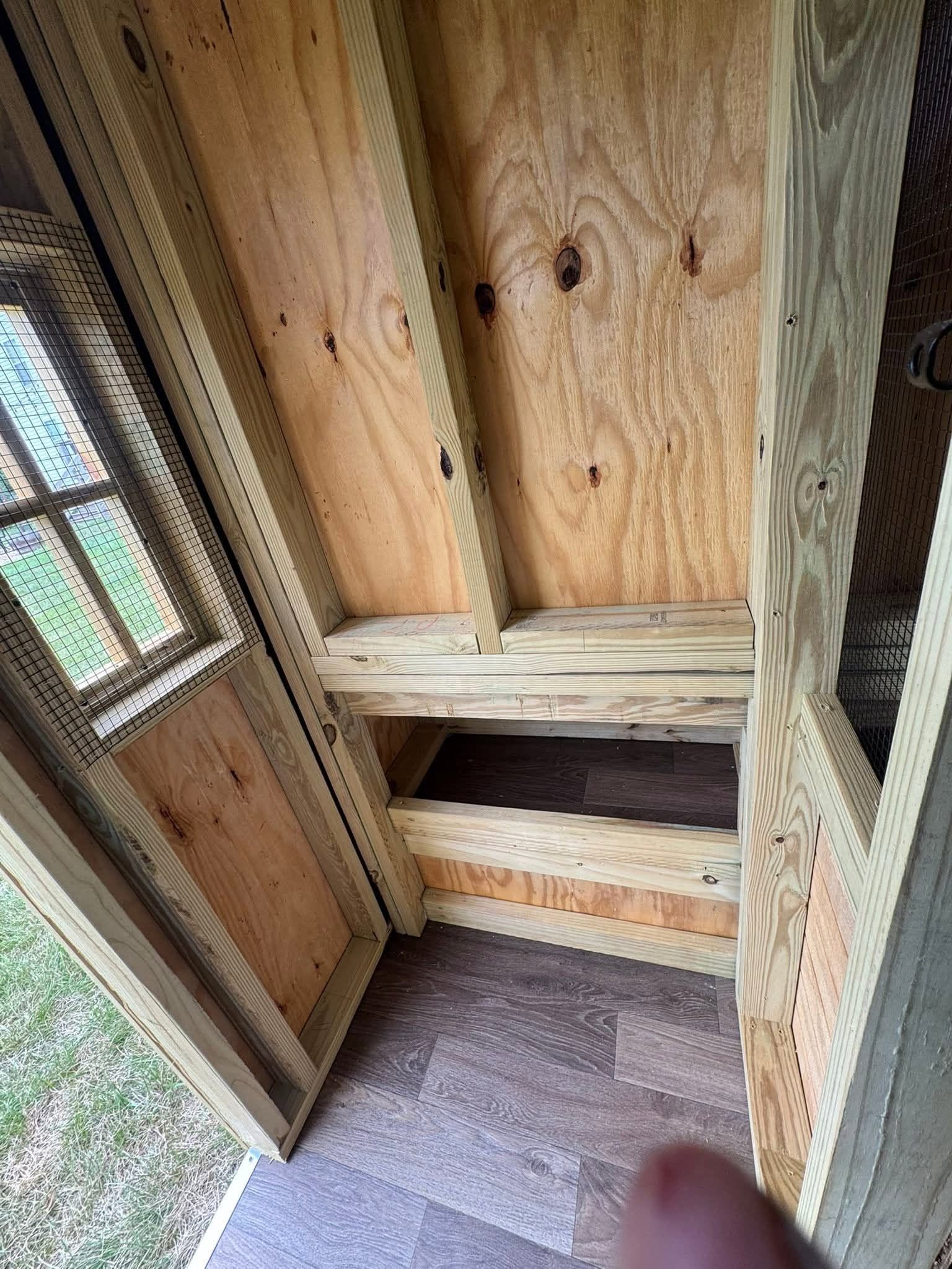 6x8 Large Chicken Coop