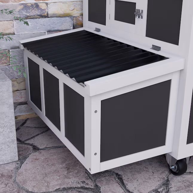 4x4 Chicken Coop for sale - Image 3