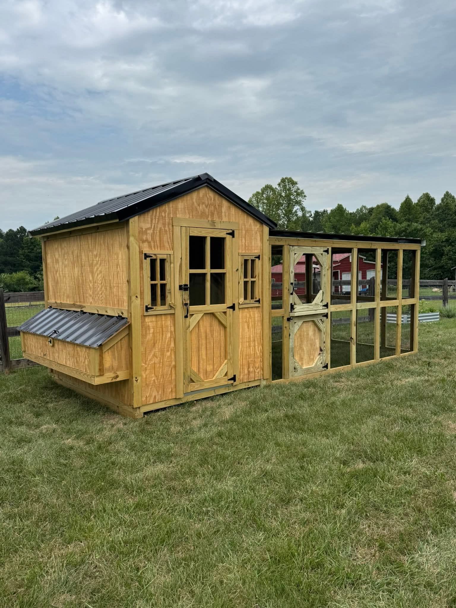 6x8 Large Chicken Coop